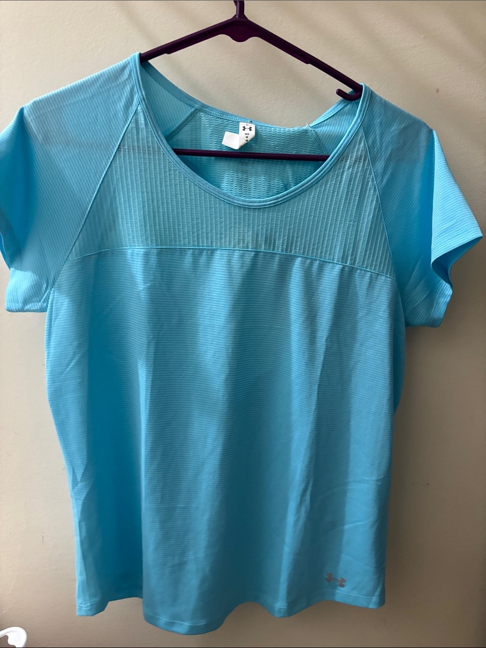 Under Armour Women’s Aqua Short Sleeve Workout Tee
